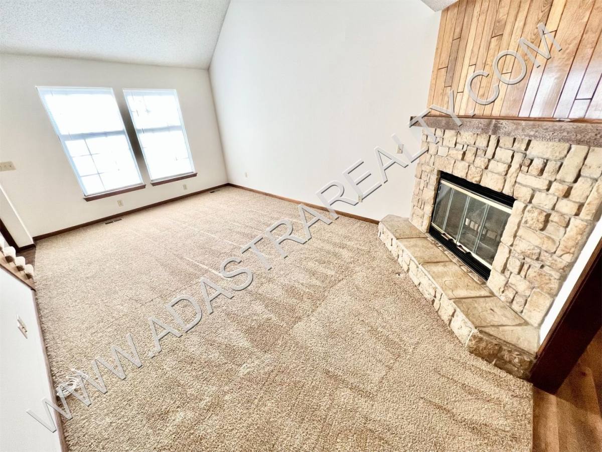 House for rent at 14942 Riggs St, Overland Park, KS 66223