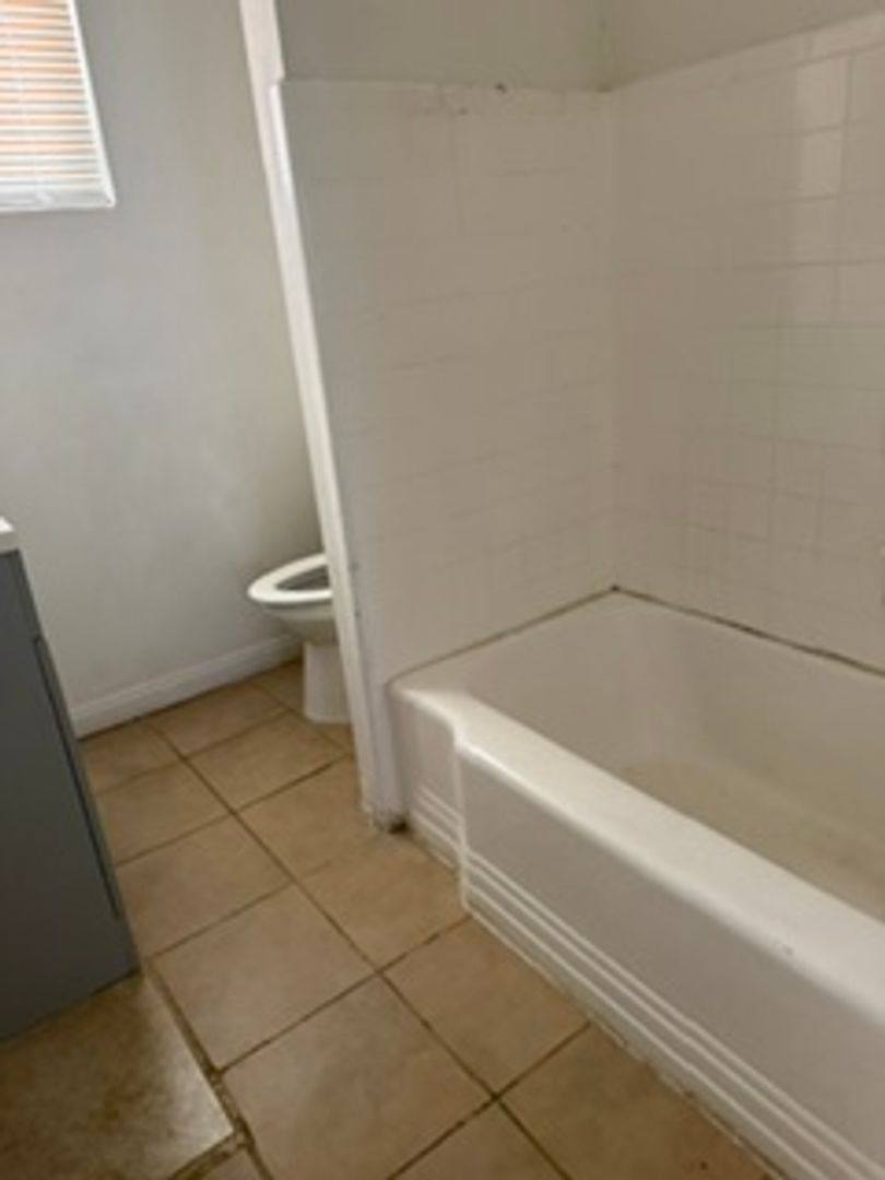 Apartment for rent at 20744 Thunderbird Rd, Apple Valley, CA 92307