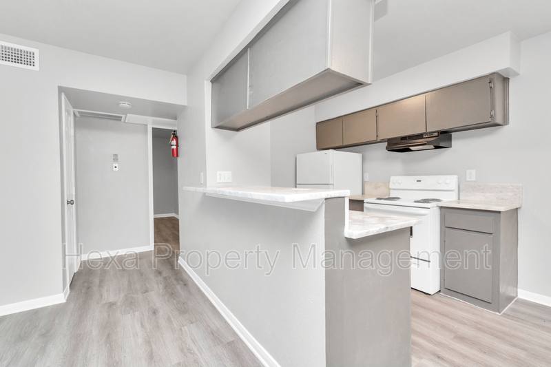 Apartment for rent at 11211 S Post Oak Rd #76, Houston, TX 77035