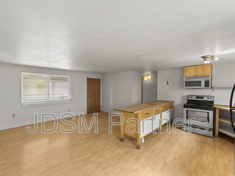 Apartment for rent at 2860 W 32nd Ave, Denver, CO 80211