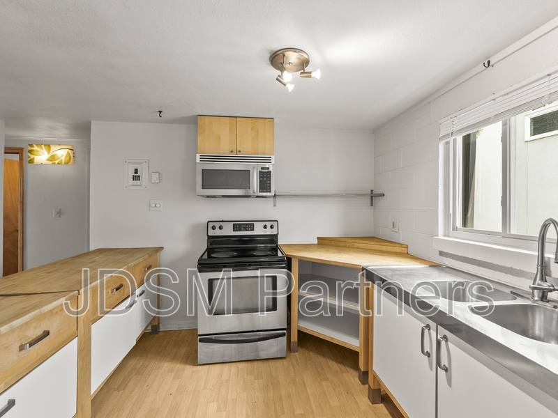 Apartment for rent at 2860 W 32nd Ave, Denver, CO 80211