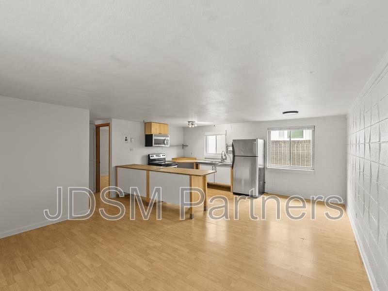 Apartment for rent at 2860 W 32nd Ave, Denver, CO 80211