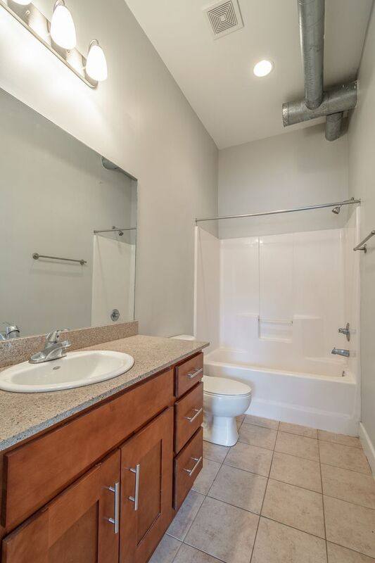 Apartment for rent at 1606 Williams St, Chattanooga, TN 37408