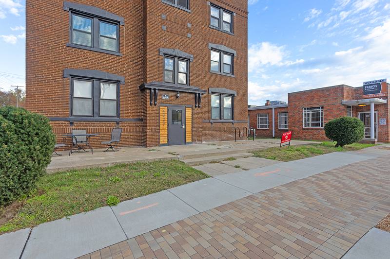 Apartment for rent at 2029 Swift St #107, Kansas City, MO 64116