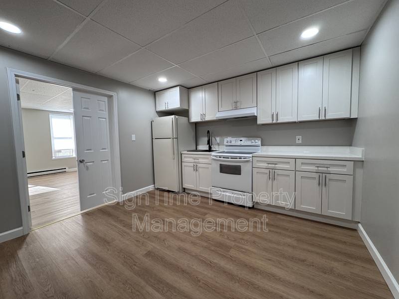 Apartment for rent at 229 Jonathan St, Hagerstown, MD 21740