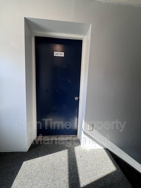 Apartment for rent at 229 Jonathan St, Hagerstown, MD 21740