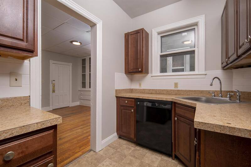 Apartment for rent at 489 Hamilton St, Albany, NY 12203