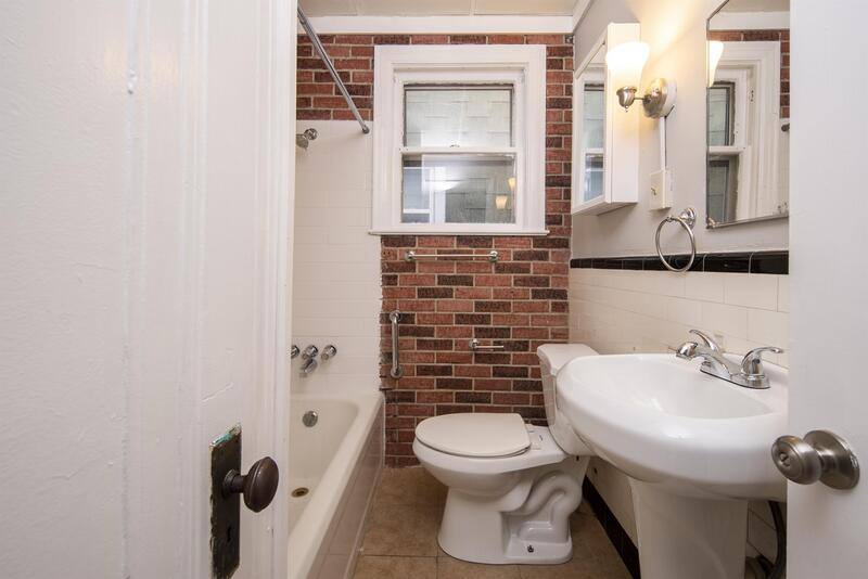 Apartment for rent at 489 Hamilton St, Albany, NY 12203