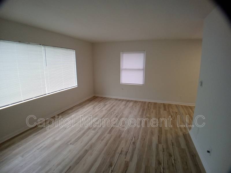 Apartment for rent at 801 N Capitol Ave, Lansing, MI 48906