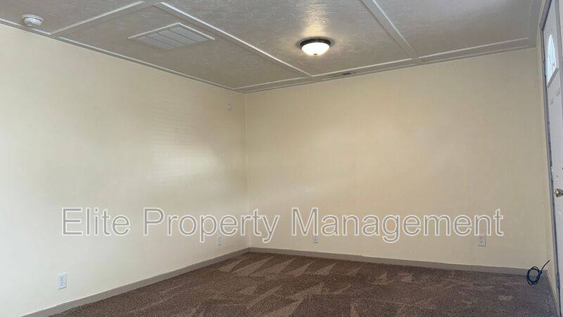 Apartment for rent at 2727 Santa Fe Dr, Pueblo, CO 81006