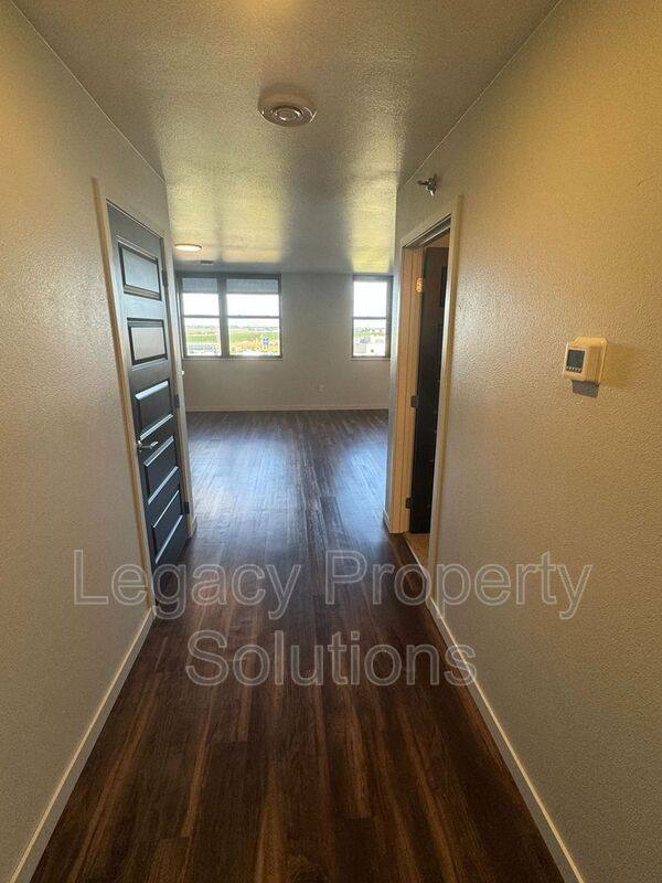Apartment for rent at 220 E Greenfield Lane, Bismarck, ND 58503