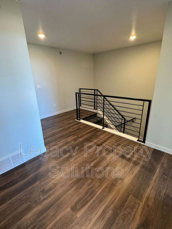 Apartment for rent at 220 E Greenfield Lane, Bismarck, ND 58503