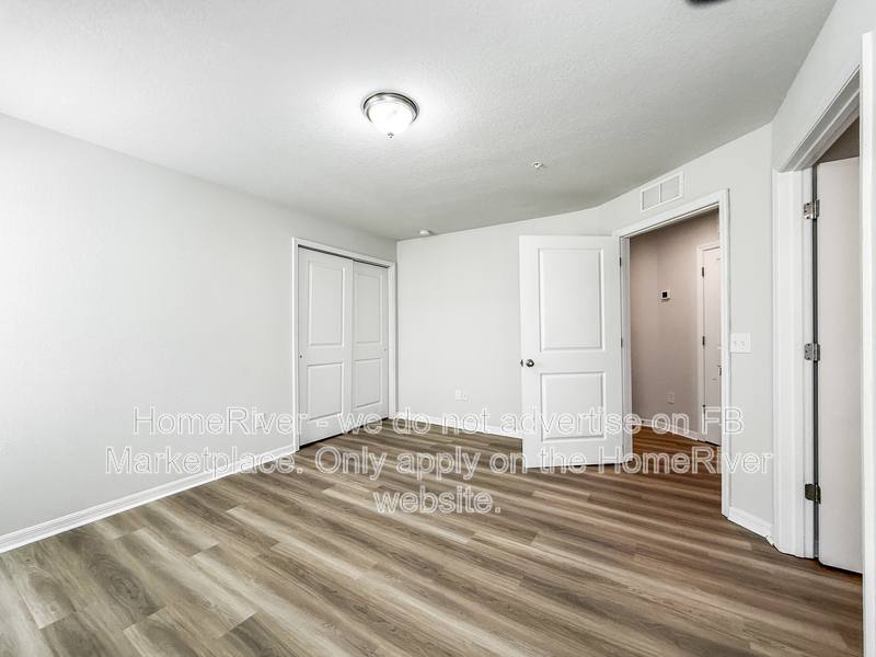 Apartment for rent at 7650 Mailes Court, Jacksonville, FL 32210