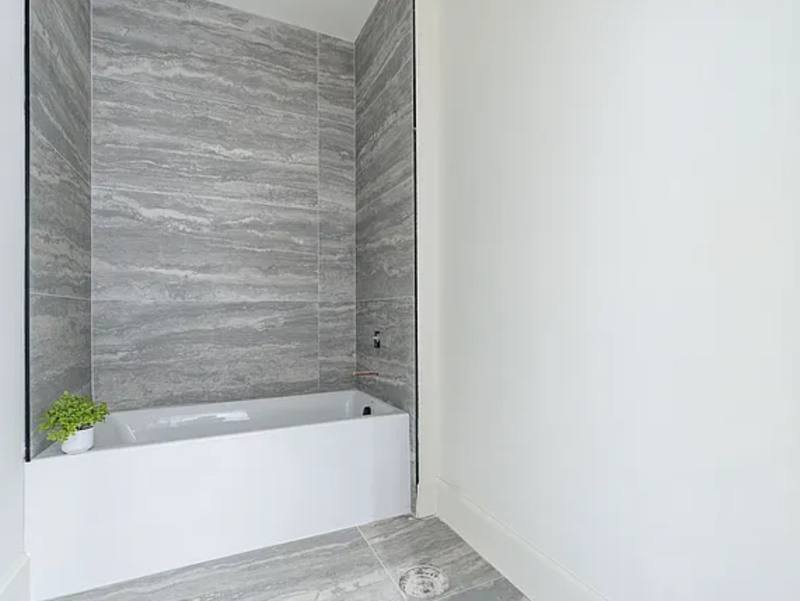 Apartment for rent at 3003 W Glenwood Ave, Philadelphia, PA 19121