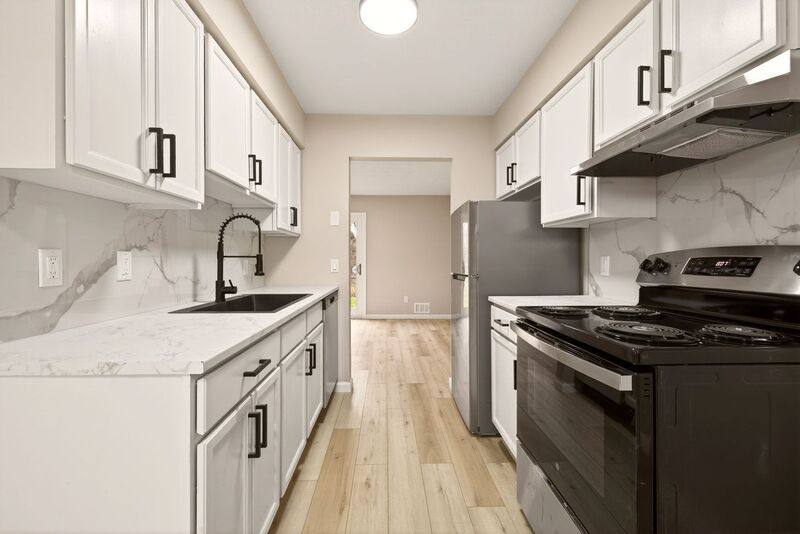 Townhouse for rent at 14 Elm St, Bloomfield, NY 14469