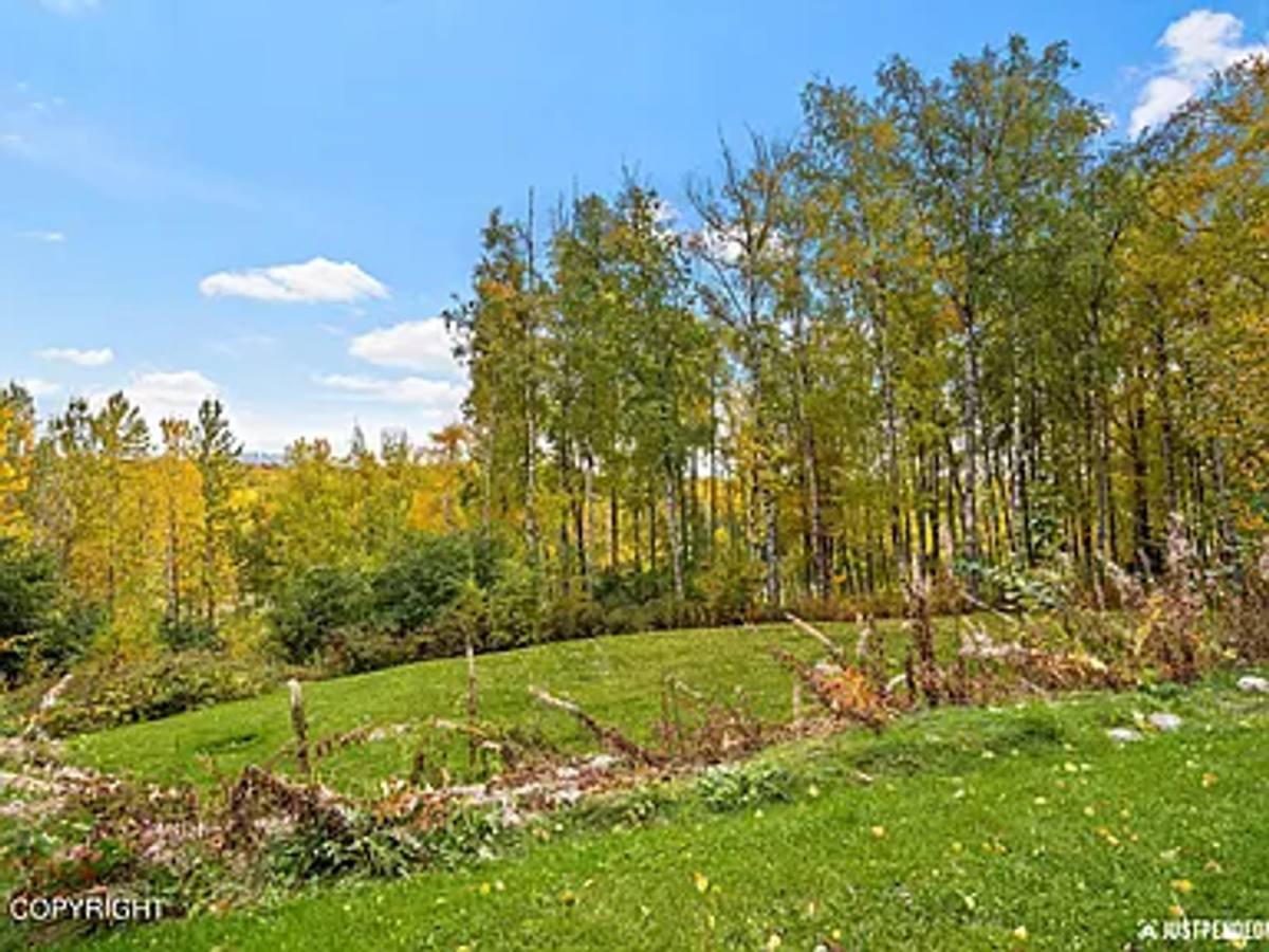 House for rent at 4330 W Overby St, Wasilla, AK 99623