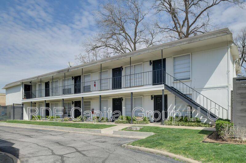 Apartment for rent at 2808 Throckmorton St, Dallas, TX 75219