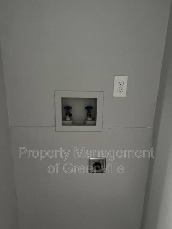 Apartment for rent at 326 Loop St, Greenville, SC 29609