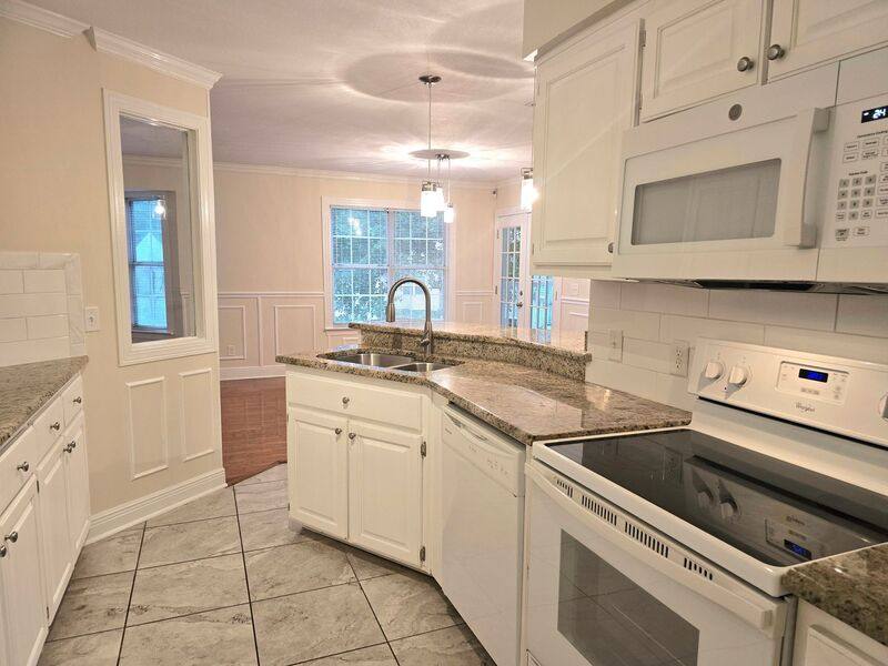 House for rent at 10017 Foxrun Rd, Pensacola, FL 32514
