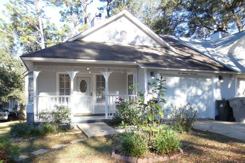 House for rent at 10017 Foxrun Rd, Pensacola, FL 32514