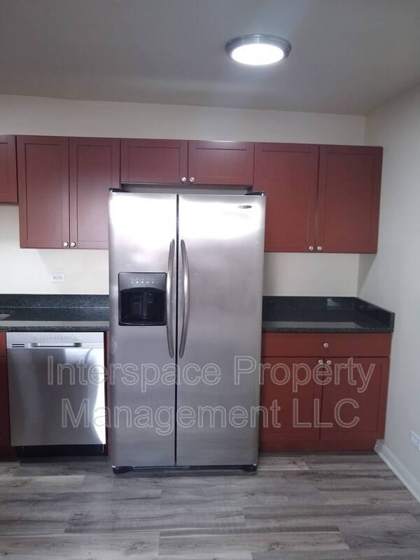 Apartment for rent at 9957 S Cicero #308, Oak Lawn, IL 60453