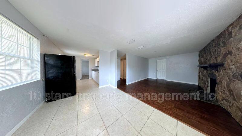 House for rent at 8671 69th St N, Pinellas Park, FL 33782
