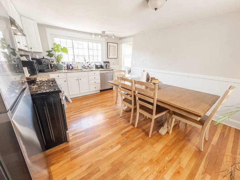 Apartment for rent at 68 Pleasant St #2, Cambridge, MA 02139