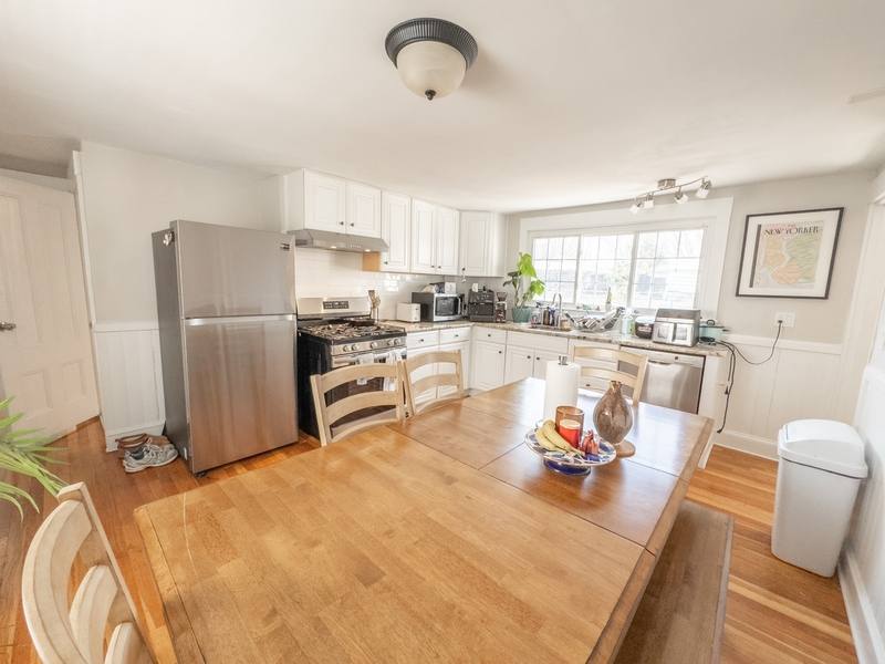Apartment for rent at 68 Pleasant St #2, Cambridge, MA 02139