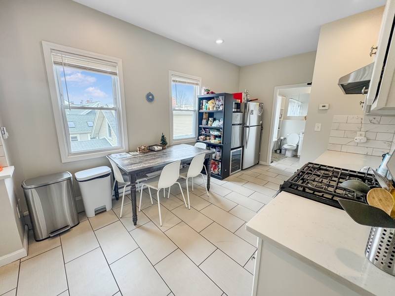 Apartment for rent at 107 Columbia St #3, Cambridge, MA 02139
