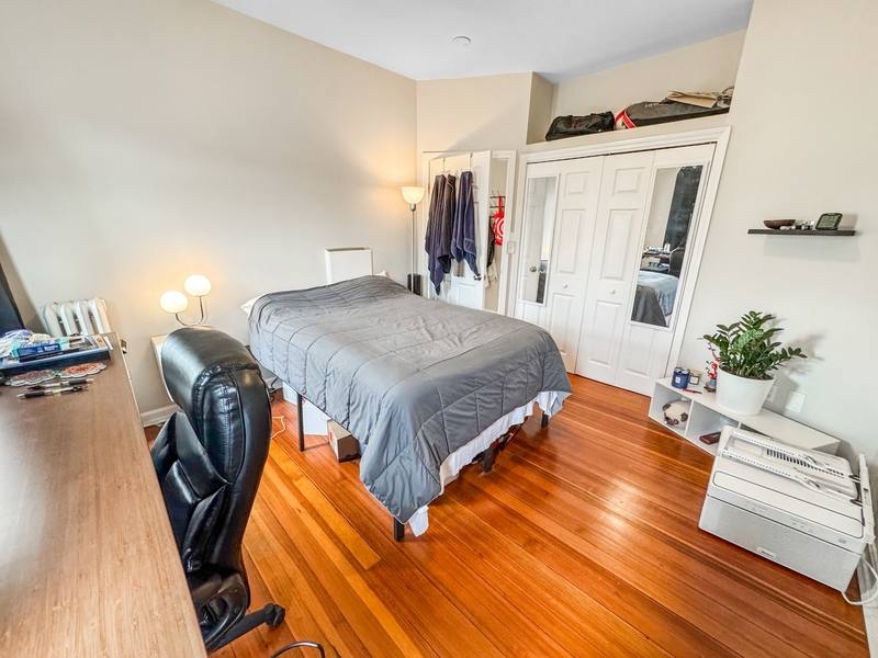 Apartment for rent at 107 Columbia St #3, Cambridge, MA 02139