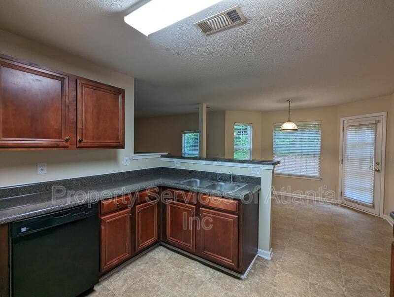 House for rent at 1905 Boulder Gate Dr, Ellenwood, GA 30294