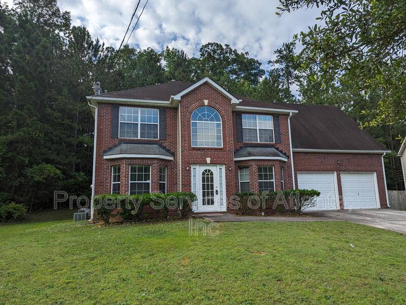 House for rent at 1905 Boulder Gate Dr, Ellenwood, GA 30294