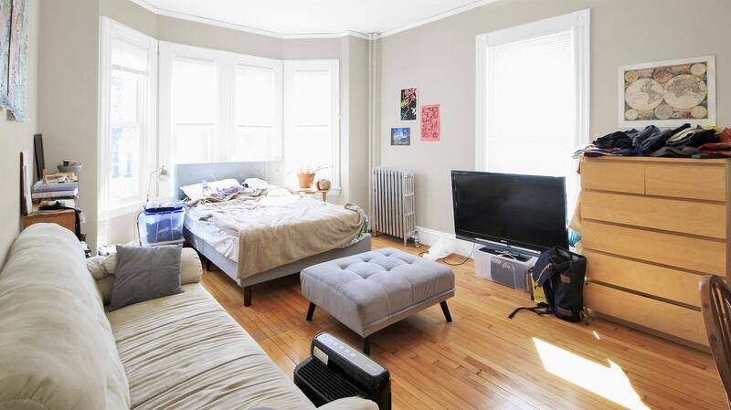 Apartment for rent at 35 Essex St #1, Cambridge, MA 02139