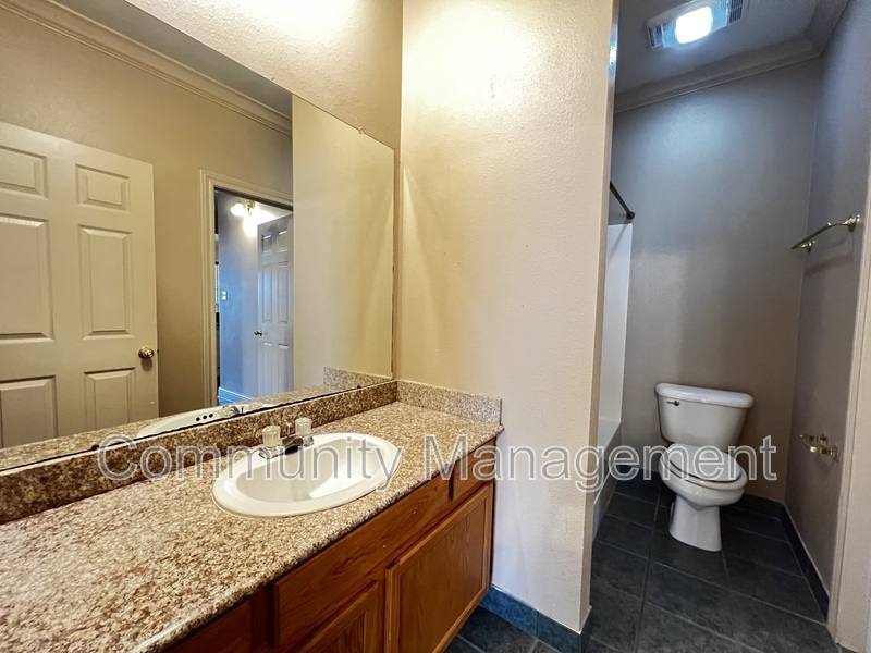Condo for rent at 710 E Boyd Dr #1008, Baton Rouge, LA 70808