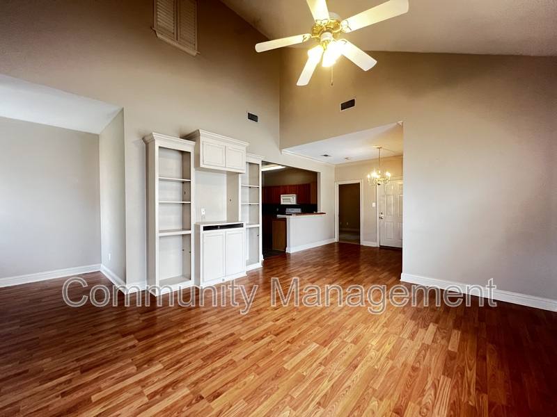 Condo for rent at 710 E Boyd Dr #1008, Baton Rouge, LA 70808