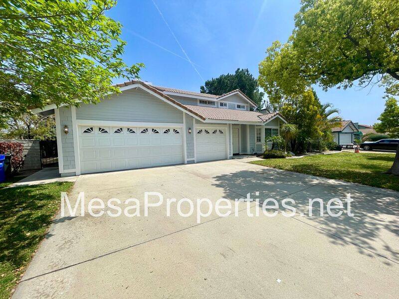 House for rent at 2407 N Sycamore Ave, Rialto, CA 92377
