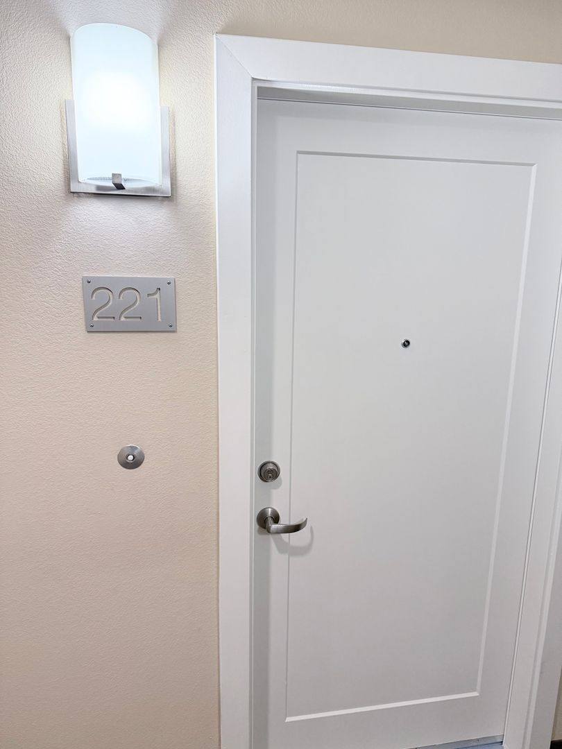 Apartment for rent at 926 Woodside Rd, Redwood City, CA 94061
