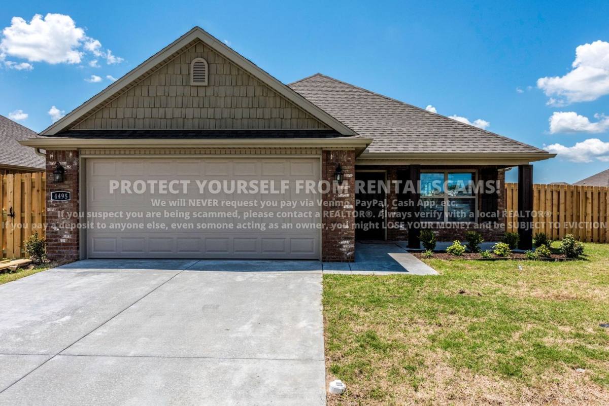 House for rent at 4495 W Wales Dr, Fayetteville, AR 72704