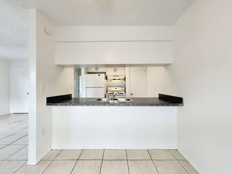 Apartment for rent at 3716 137th Ave N -a, Largo, FL 33771