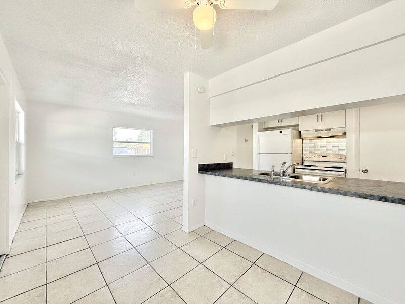 Apartment for rent at 3716 137th Ave N -a, Largo, FL 33771