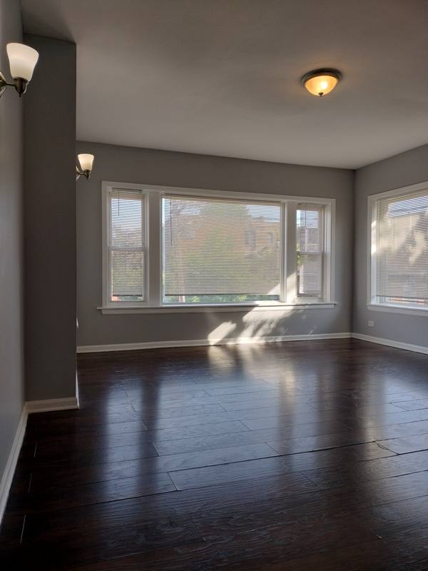 Apartment for rent at 2525 E 72nd Place #2, Chicago, IL 60649