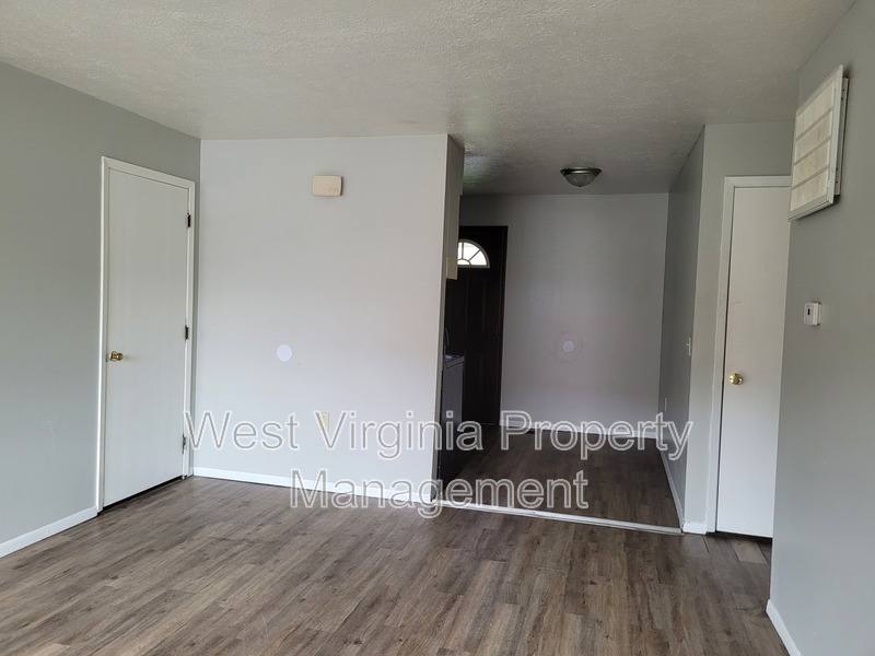 Apartment for rent at 130 Elm St #2, East Bank, WV 25067