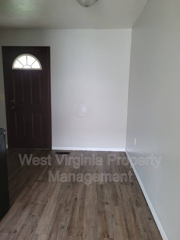 Apartment for rent at 130 Elm St #2, East Bank, WV 25067