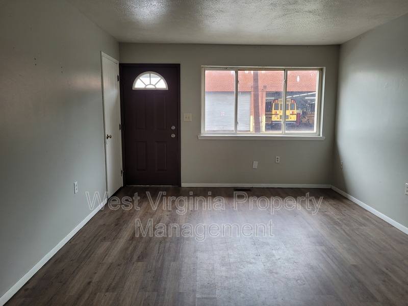 Apartment for rent at 130 Elm St #2, East Bank, WV 25067