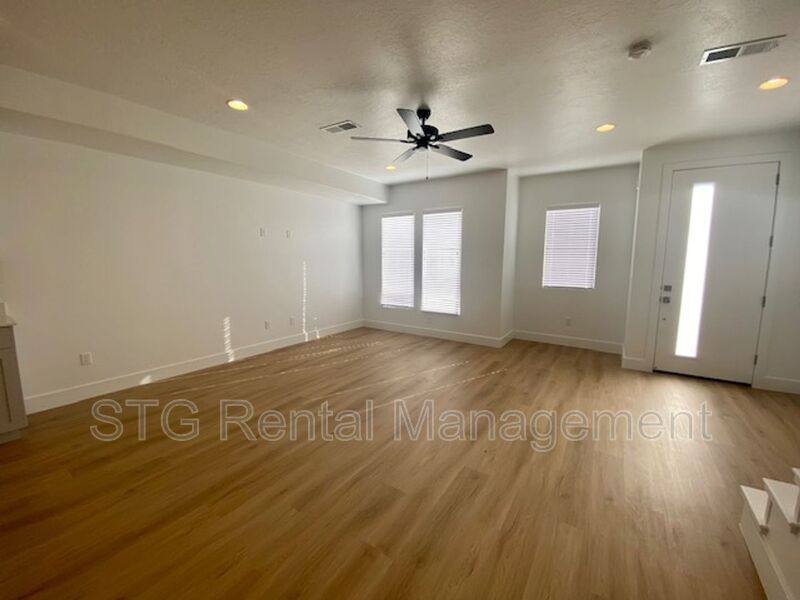 Townhouse for rent at 2664 E Gray Birch Dr, Saint George, UT 84790