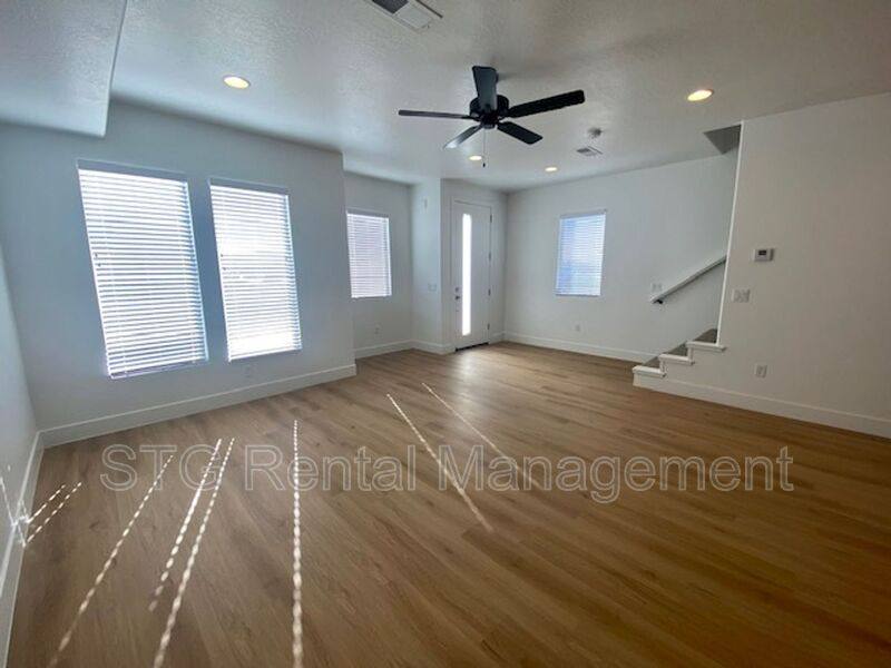 Townhouse for rent at 2664 E Gray Birch Dr, Saint George, UT 84790