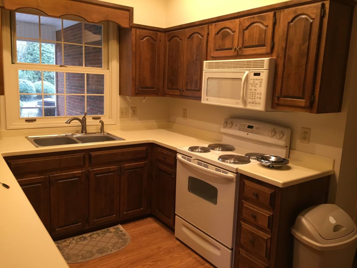 House for rent at 1180 E University Dr, Auburn, AL 36830