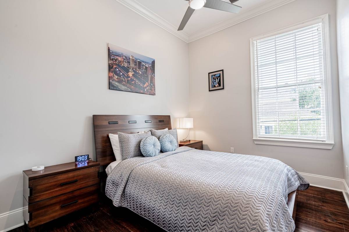 Apartment for rent at 1201 Barrone St, New Orleans, LA 70113