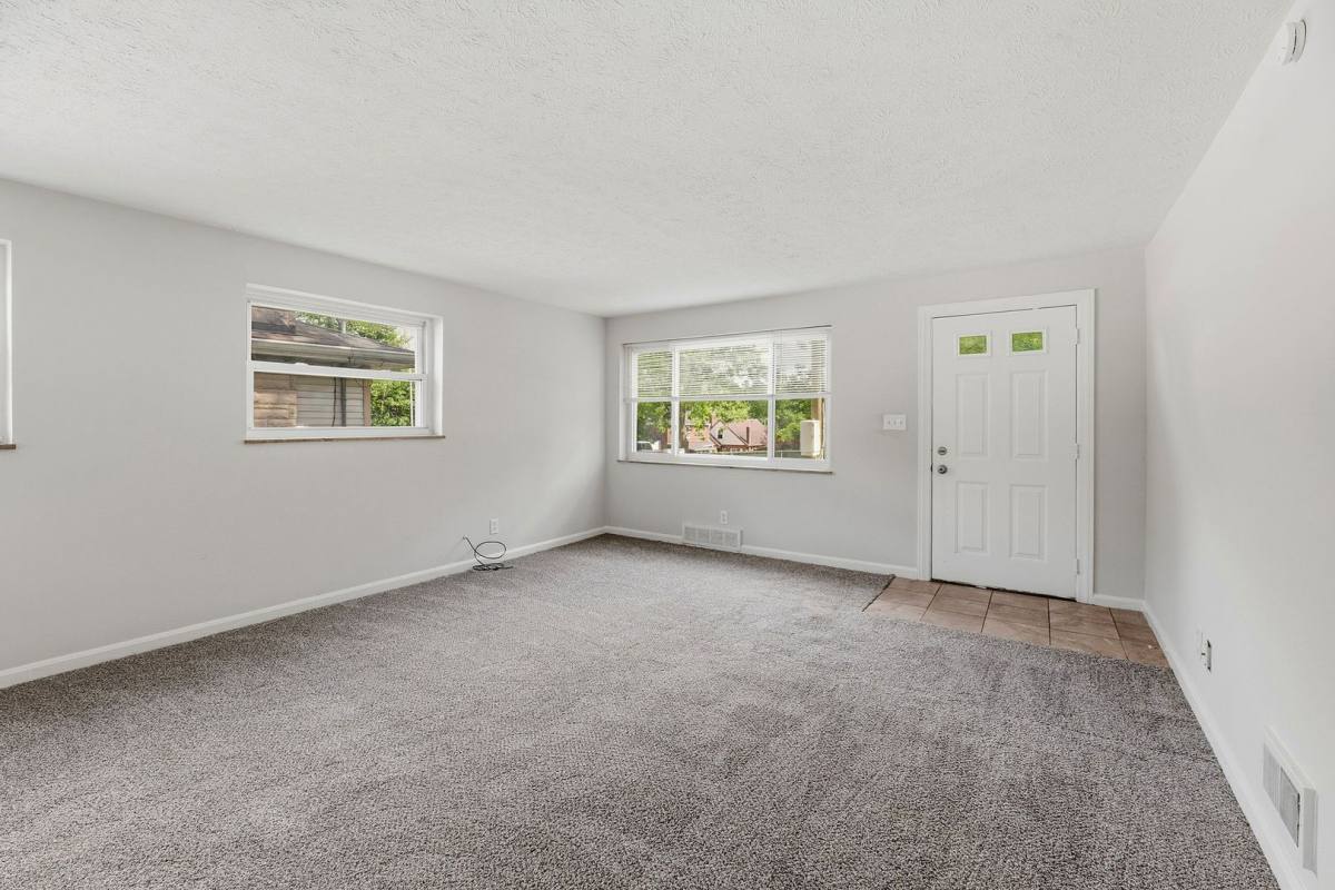 House for rent at 4220 Viewland Dr, Cincinnati, OH 45238