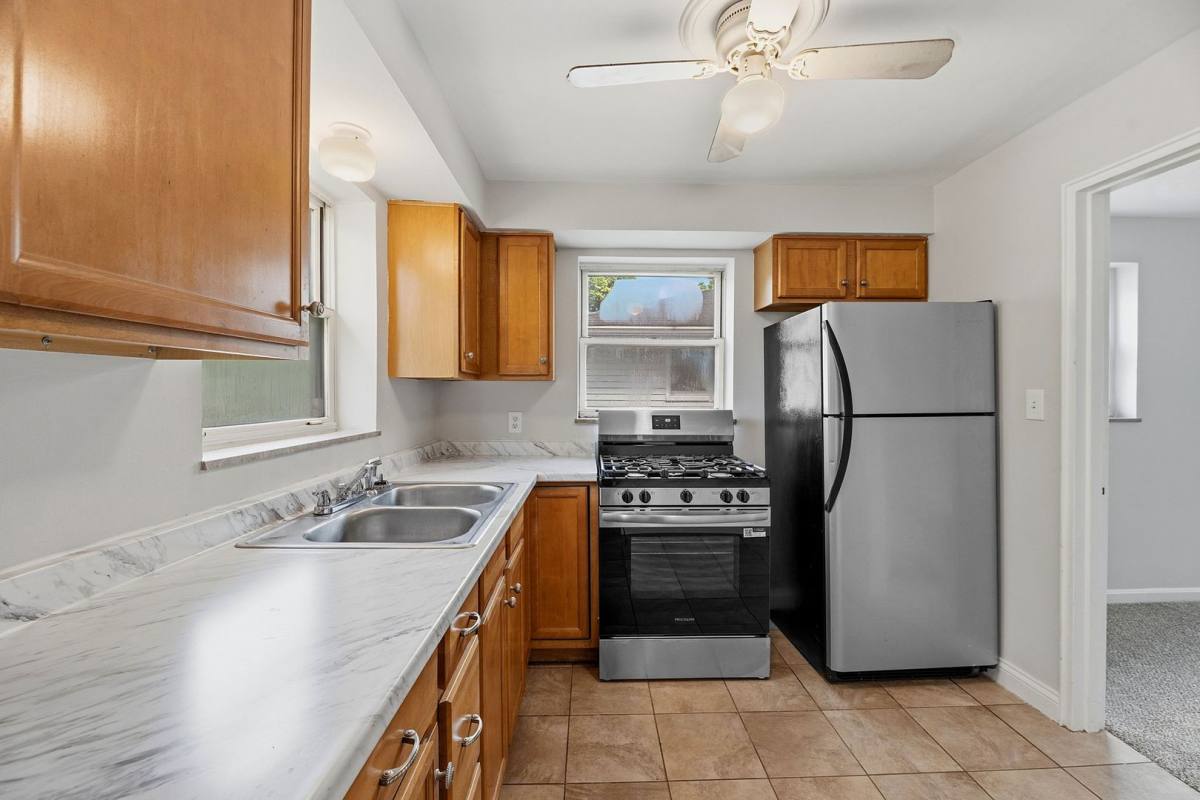 House for rent at 4220 Viewland Dr, Cincinnati, OH 45238